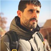 Profesor nativo imparte clases de gramática y de conversación; adaptables al nivel del alumno